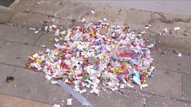 Guerras de caramelos, peticiones de matrimonio Así hemos celebrado el  Carnaval